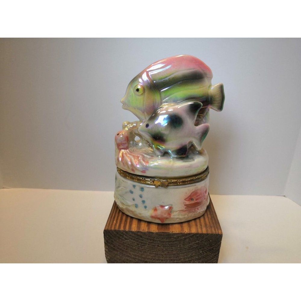 Iridescent Ceramic Tropical Fish on Sea Themed hinged Trinket Box from Florida